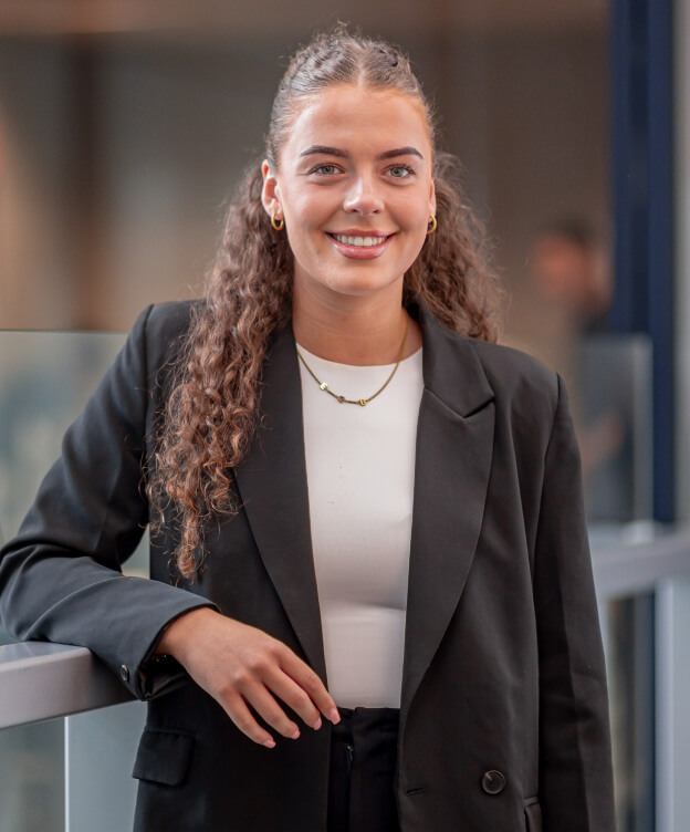 Ellie Barnes, Paralegal at WRS